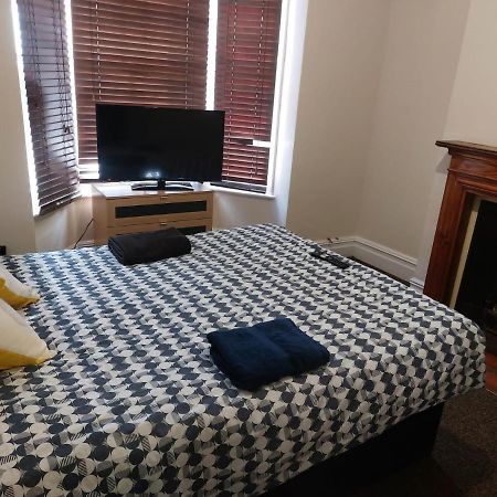 Rooms In A Victorian Comfortable 4-Bedroom House In Milton Keynes Rooms Not En-Suites Wolverton (Buckinghamshire) Exterior foto