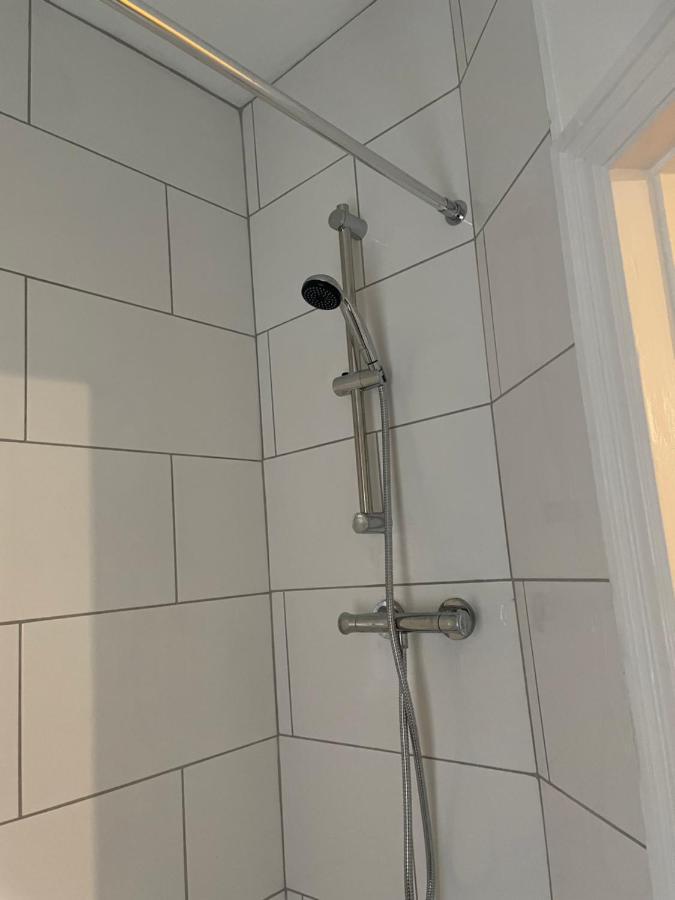 Rooms In A Victorian Comfortable 4-Bedroom House In Milton Keynes Rooms Not En-Suites Wolverton (Buckinghamshire) Exterior foto