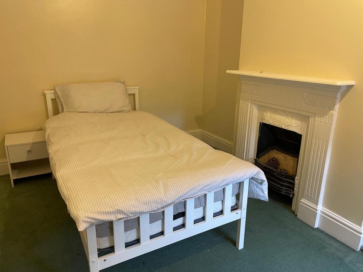 Rooms In A Victorian Comfortable 4-Bedroom House In Milton Keynes Rooms Not En-Suites Wolverton (Buckinghamshire) Exterior foto